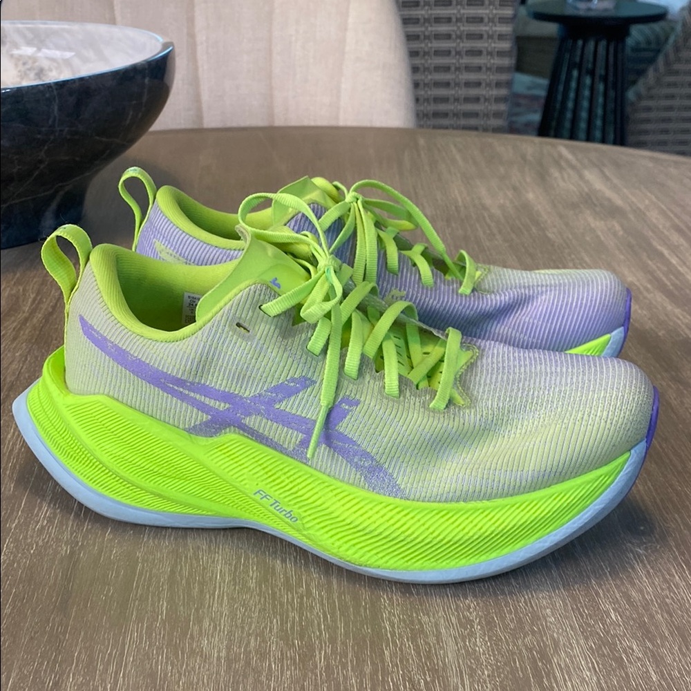 Asics FF Turbo, M 6 (W 7.5)